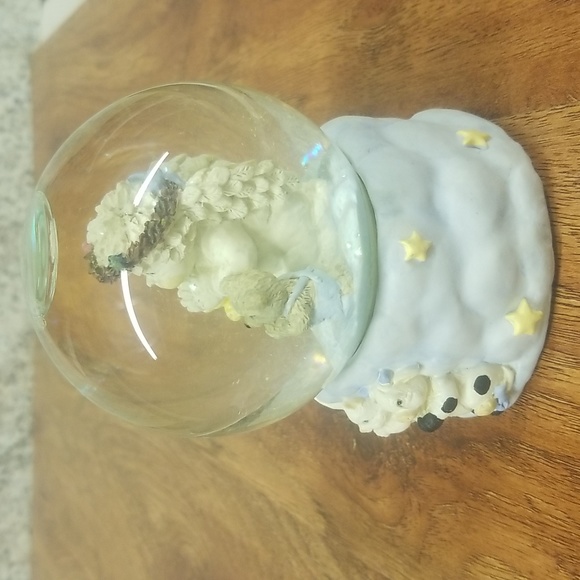 Dreamsicles snow globe westland music box - Picture 2 of 5